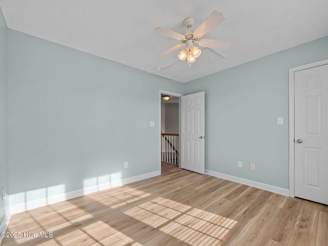 116 Hickory Shores Drive, Newport, NC 28570