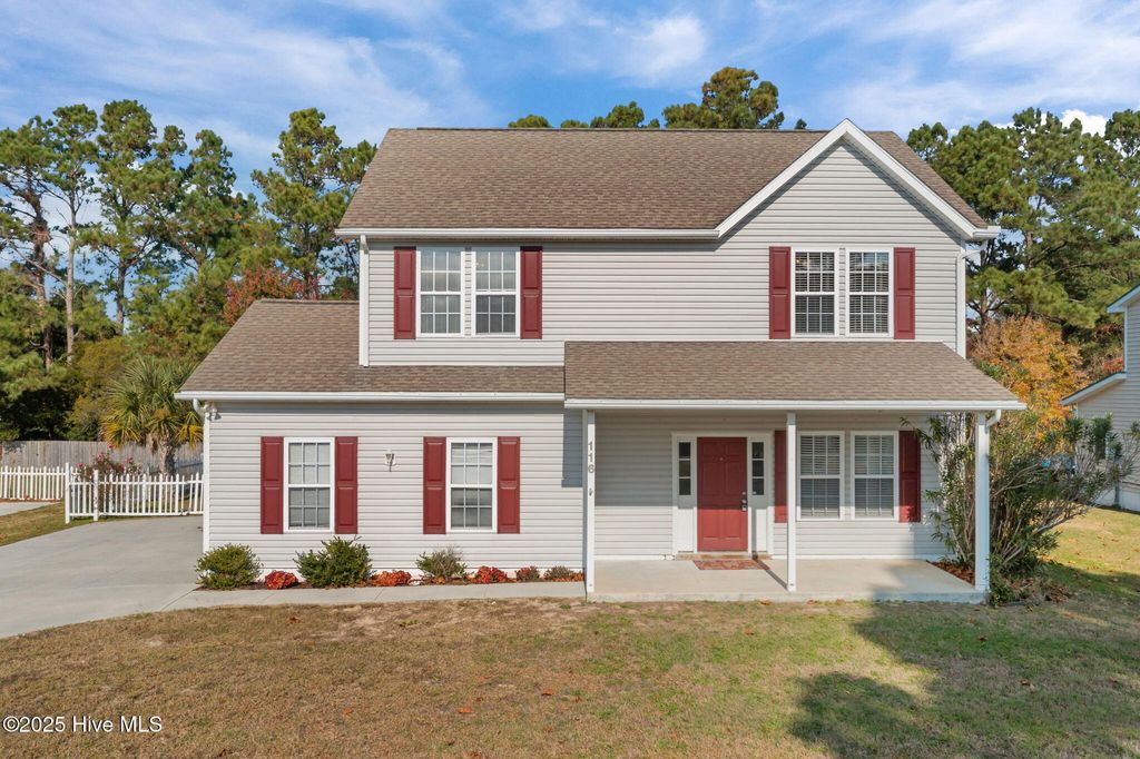 116 Hickory Shores Drive, Newport, NC 28570