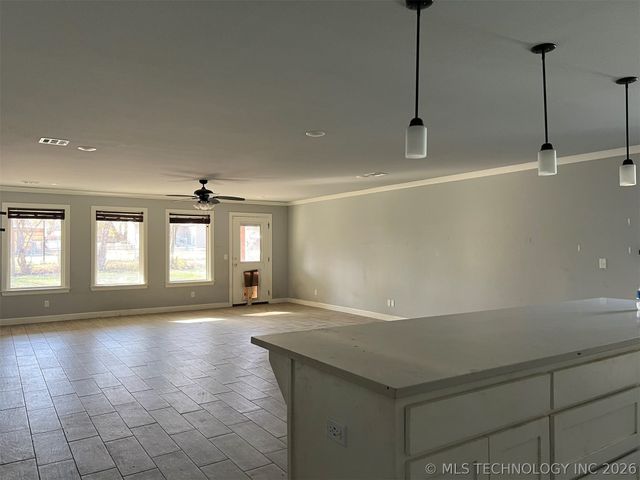 606 N 9 Street, Collinsville, OK 74021