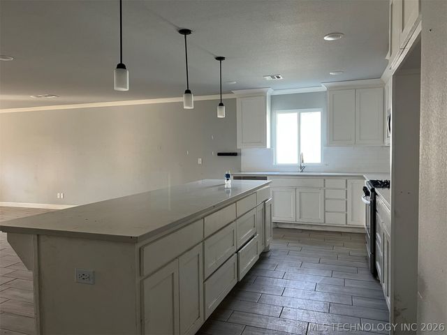 606 N 9 Street, Collinsville, OK 74021