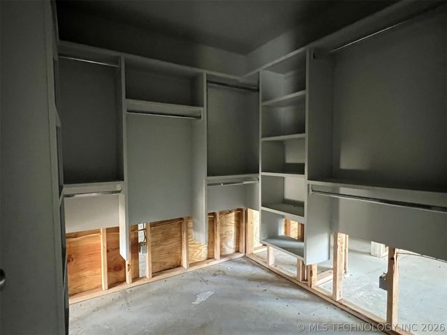 606 N 9 Street, Collinsville, OK 74021