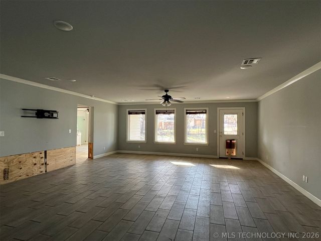 606 N 9 Street, Collinsville, OK 74021