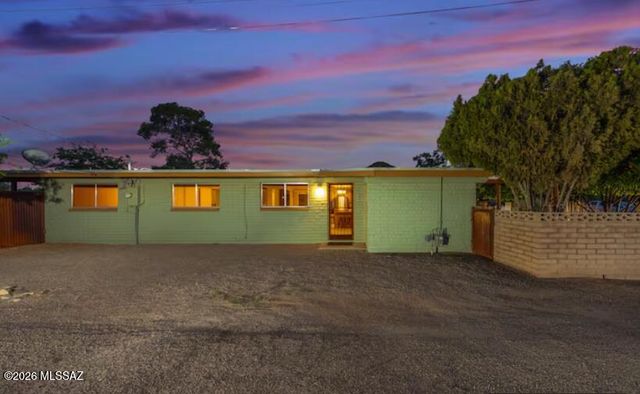 111 S Westmoreland Avenue, Tucson, AZ 85745