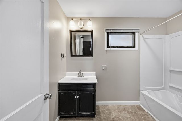223 17th Street, Cedar Rapids, IA 52402