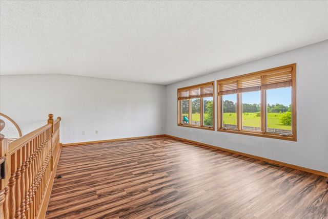 13653 307th Avenue NW, Princeton, MN 55371