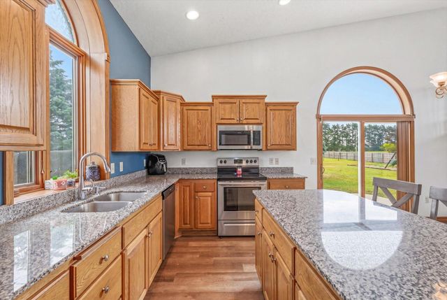 13653 307th Avenue NW, Princeton, MN 55371