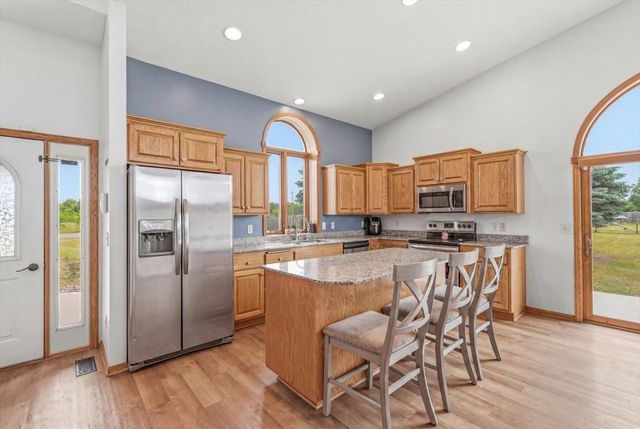 13653 307th Avenue NW, Princeton, MN 55371