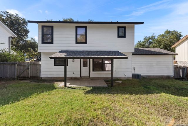 8719 TIMBERWICK ST, San Antonio, TX 78250