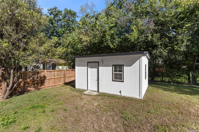 8719 TIMBERWICK ST, San Antonio, TX 78250