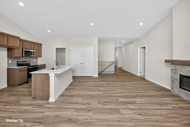 4003 SE 30th Street, Ankeny, IA 50021