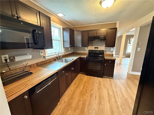7084 Island Road, Cicero, NY 13039
