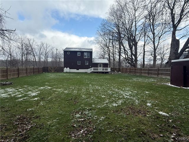 7084 Island Road, Cicero, NY 13039