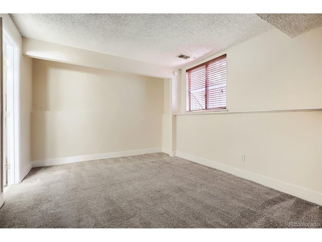 10223 E Peakview Ave, Englewood, CO 80111