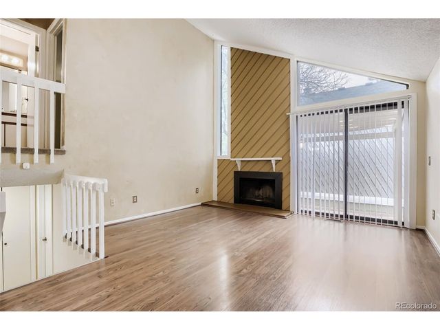 10223 E Peakview Ave, Englewood, CO 80111