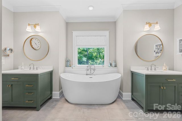 662 Sandbar Point, Lake Wylie, SC 29710