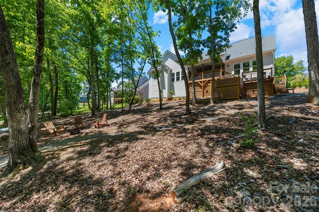 662 Sandbar Point, Lake Wylie, SC 29710