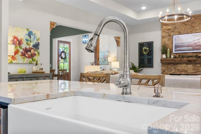 662 Sandbar Point, Lake Wylie, SC 29710