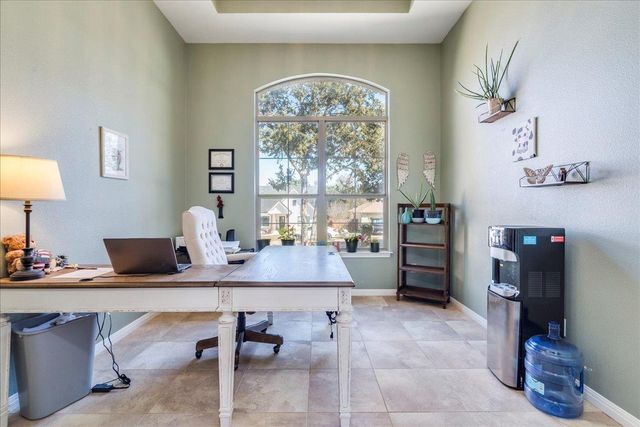 11 Rhapsody LN, Wimberley, TX 78676