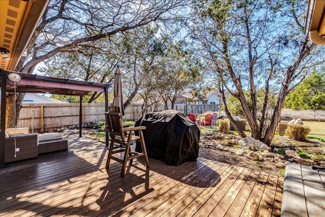 11 Rhapsody LN, Wimberley, TX 78676