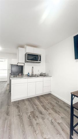 4139 NW 23rd Ave 2, Miami, FL 33142