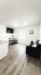 4139 NW 23rd Ave 2, Miami, FL 33142