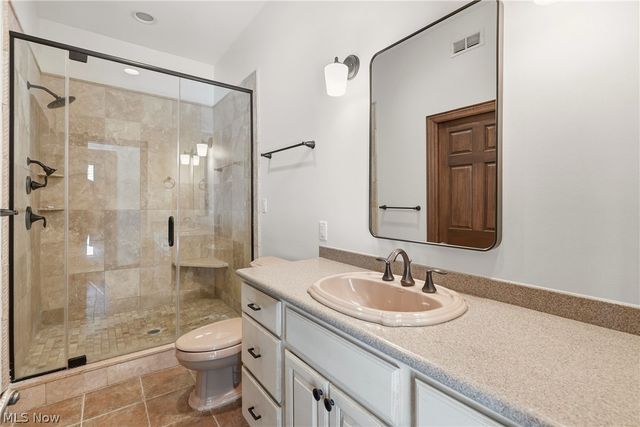 5360 Som Center Road, Solon, OH 44139