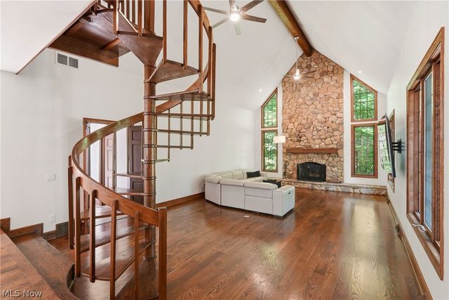 5360 Som Center Road, Solon, OH 44139