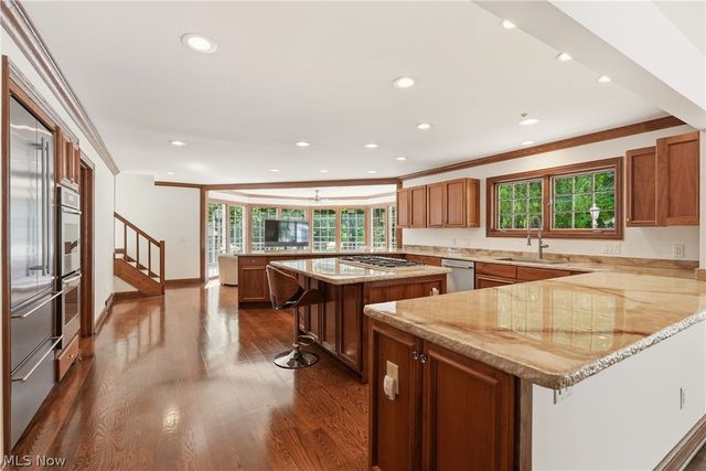 5360 Som Center Road, Solon, OH 44139