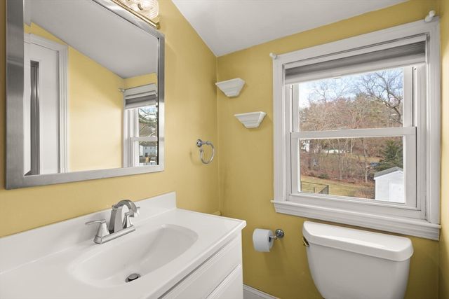 102 Chisholm Rd, Stoughton, MA 02072