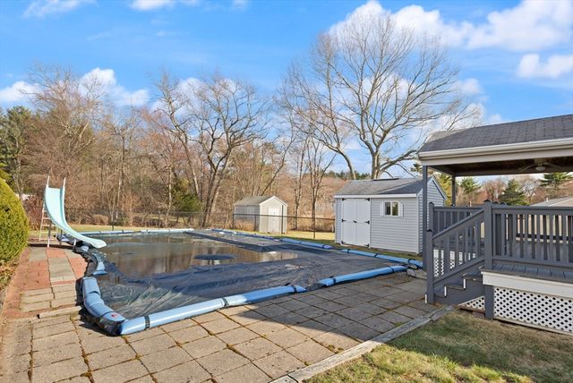 102 Chisholm Rd, Stoughton, MA 02072