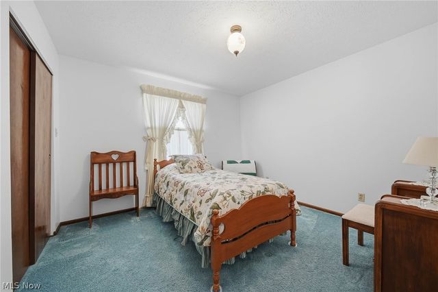 687 Lockwood Road, Barberton, OH 44203