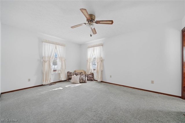 687 Lockwood Road, Barberton, OH 44203