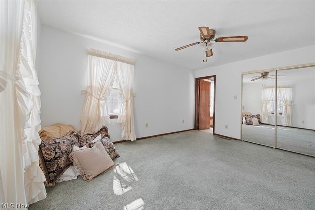 687 Lockwood Road, Barberton, OH 44203