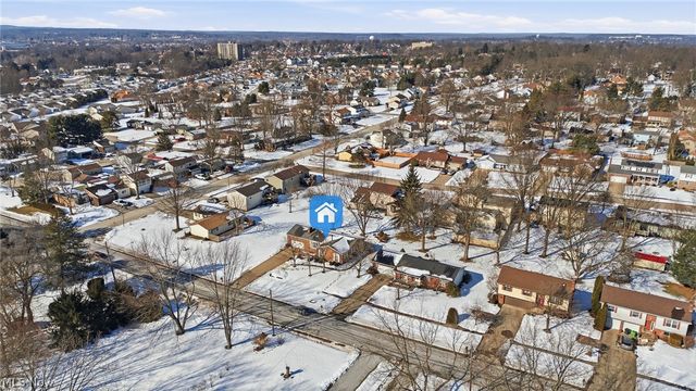 687 Lockwood Road, Barberton, OH 44203