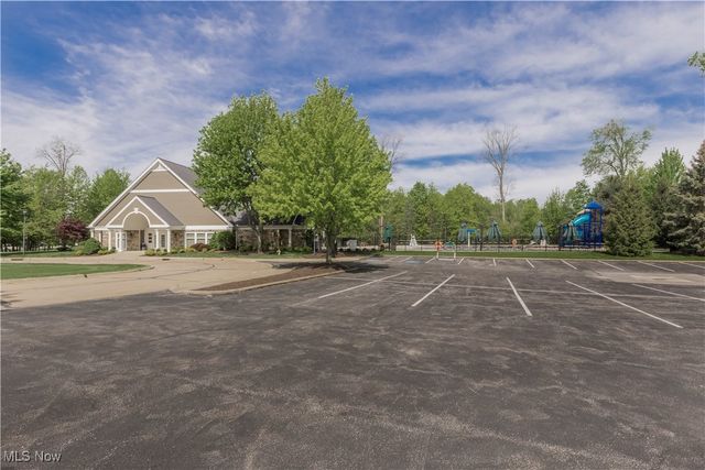 317 W Legend Court C, Highland Heights, OH 44143