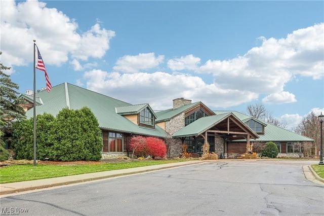 317 W Legend Court C, Highland Heights, OH 44143