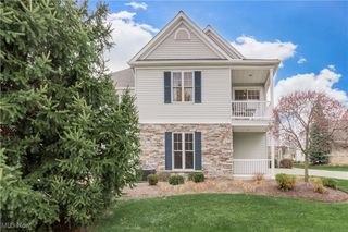 317 W Legend Court C, Highland Heights, OH 44143