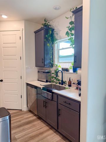 10213 Argi River Avenue, Bakersfield, CA 93311