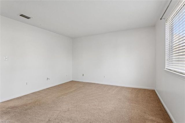 12619 Daybreak CIR, Newport News, VA 23602