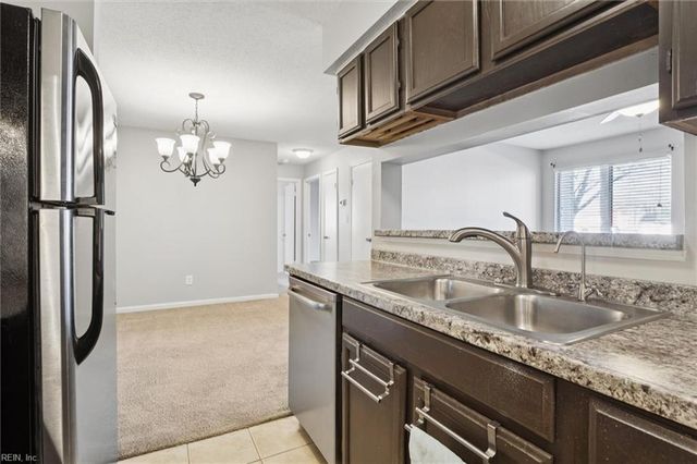 12619 Daybreak CIR, Newport News, VA 23602