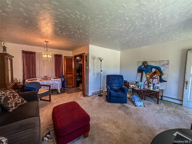 7 Dene Road, Newburgh, NY 12550