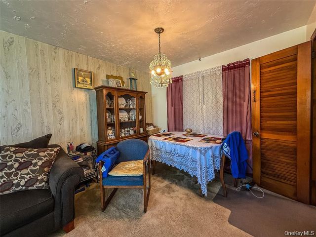 7 Dene Road, Newburgh, NY 12550