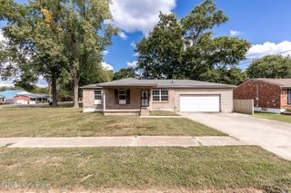 7027 Irewick Way, Louisville, KY 40272