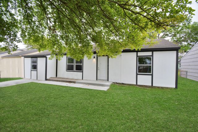 9429 Fairland Drive, Houston, TX 77051