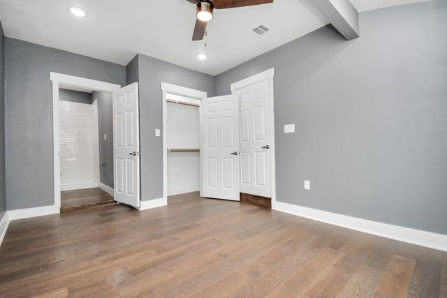 9429 Fairland Drive, Houston, TX 77051