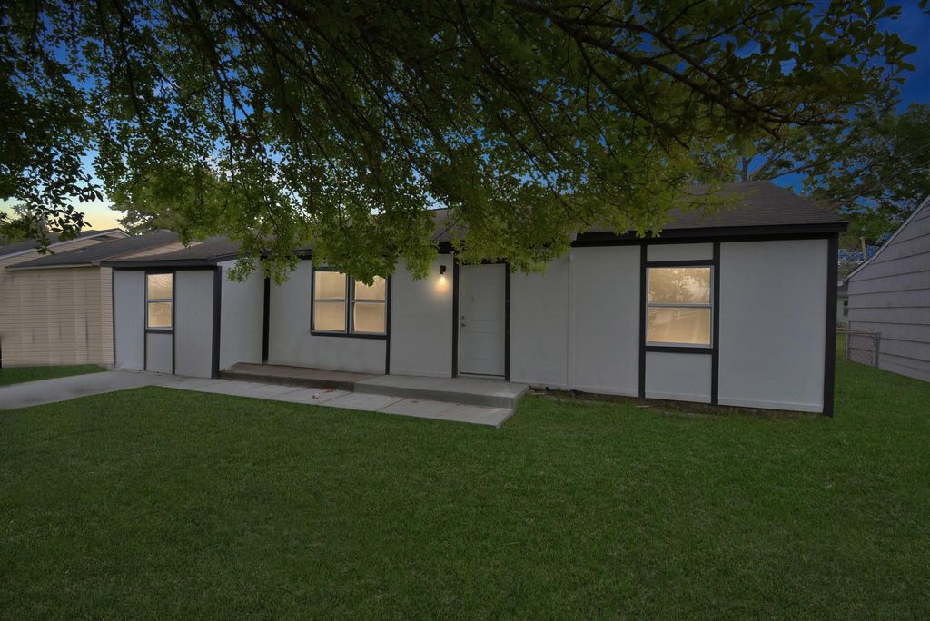 9429 Fairland Drive, Houston, TX 77051