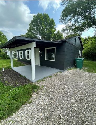 740 saint martin, Cahokia, IL 62206