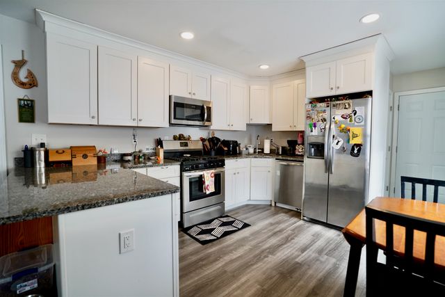 236 Walker Hill Road, Weare, NH 03281