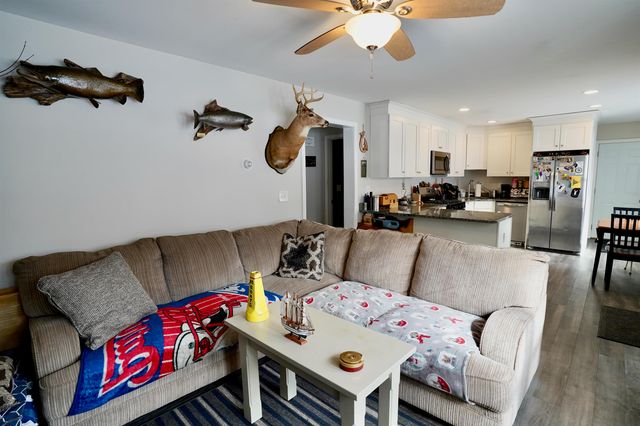 236 Walker Hill Road, Weare, NH 03281