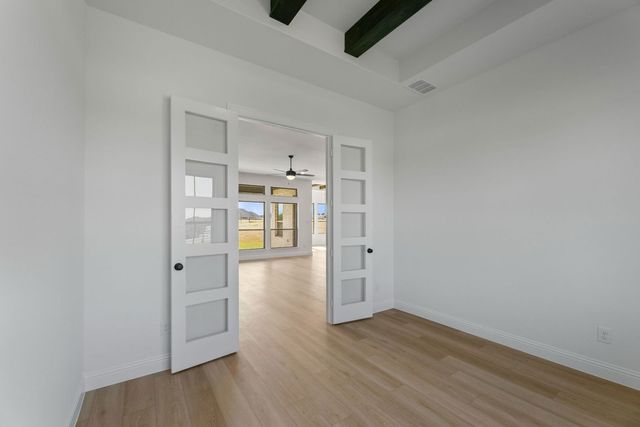 1099 Paradise Parkway, Poolville, TX 76487